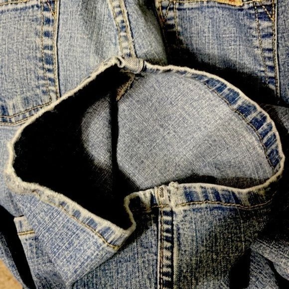 Girl's Levi Strauss Signature® Girls Stretch Low Rise Flare Jeans Size 10 1/2 - Picture 10 of 10